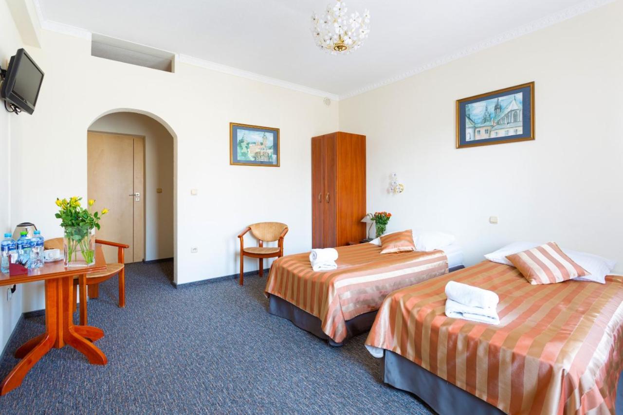 Salis Resort Wieliczka Esterno foto