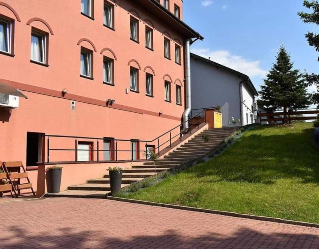 Salis Resort Wieliczka Esterno foto