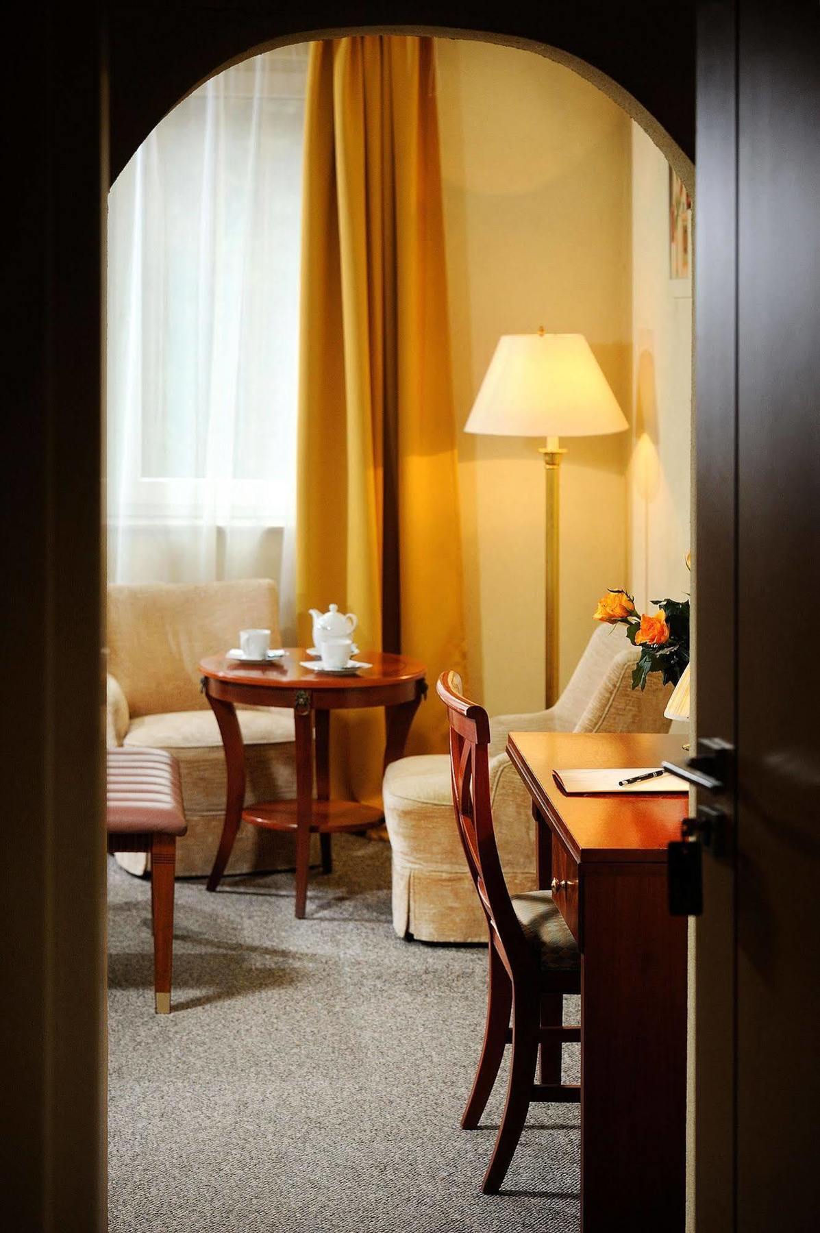 Salis Resort Wieliczka Esterno foto
